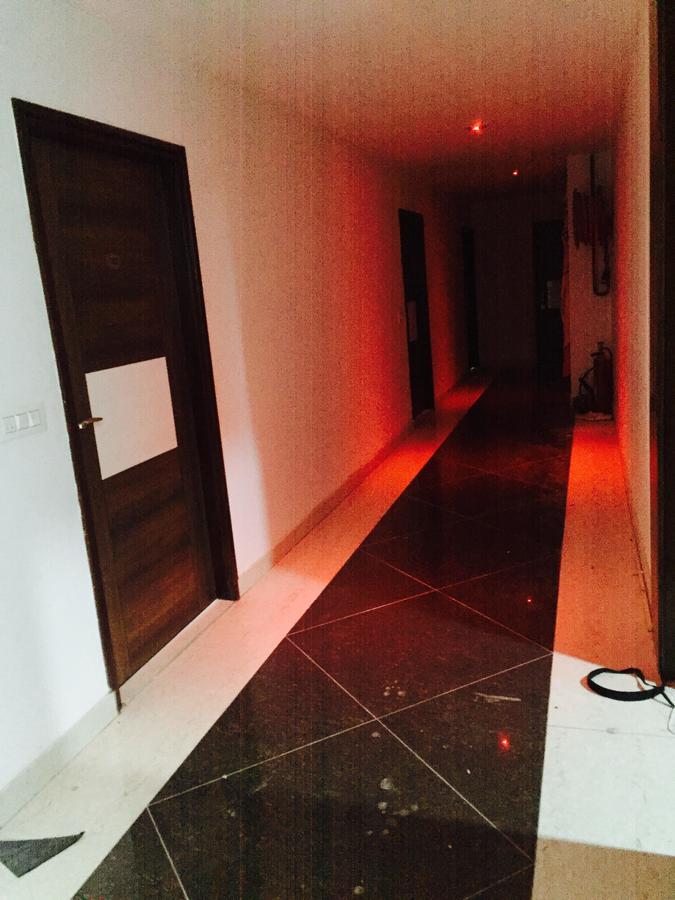 Hotel Neelam Moga ルディヤーナー エクステリア 写真
